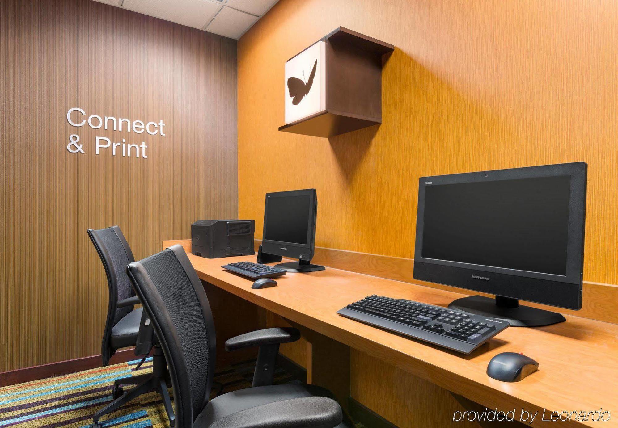Comfort Inn & Suites Westfield Экстерьер фото