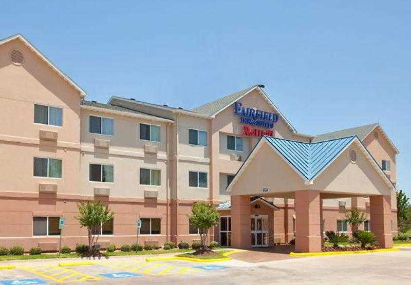 Comfort Inn & Suites Westfield Экстерьер фото